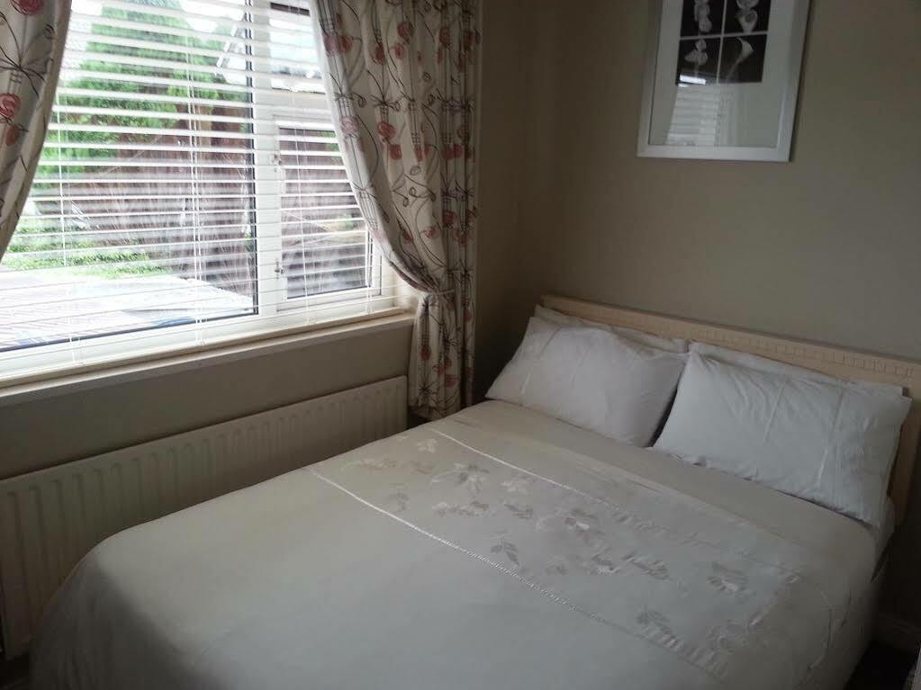 Sli Na Mara Bed & Breakfast Galway Bagian luar foto
